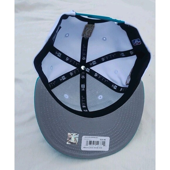 Memphis Grizzlies 9Fifty Hardwood Adjustable Adult Size SnapBack Ball Cap NEW - Picture 5 of 5